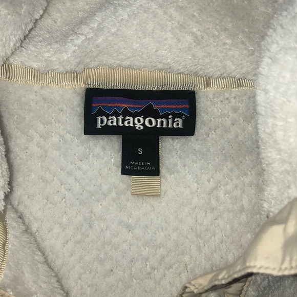 Women’s Patagonia Pullover - Picture 3 of 3